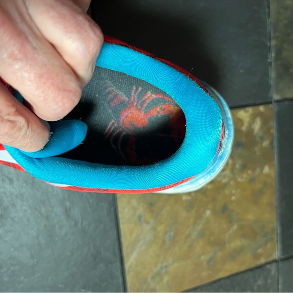 Brooks Launch Boston Run 2015 Red & Turquoise Lobster Athletic Shoes M8.5 W10.5 - Picture 4 of 11